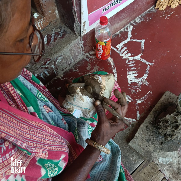 Masques et Objets en Papier Mâché d’Inde