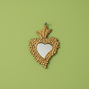 Ex-voto grappe de raisin Violetta KIFF KIFF en métal doré martelé et miroir, vue principale