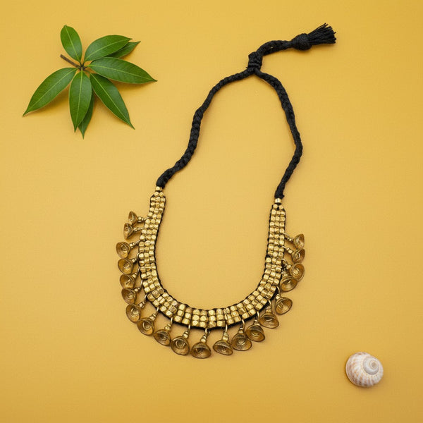Collier Indien Dhokra en laiton recyclé  – Aruna
