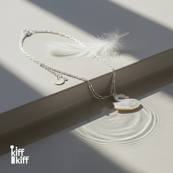Collier Cygne en Nacre
