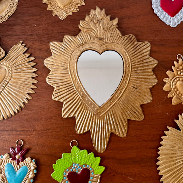 Miroir ex-voto doré Bonnie, décoration murale artisanale