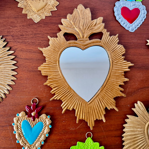 Miroir ex-voto doré Clyde, décoration murale artisanale