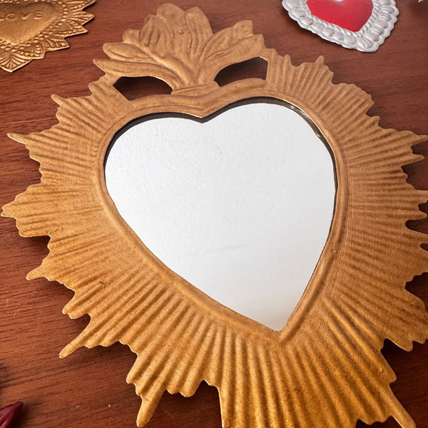 Miroir ex-voto doré Clyde, gros plan artisanal