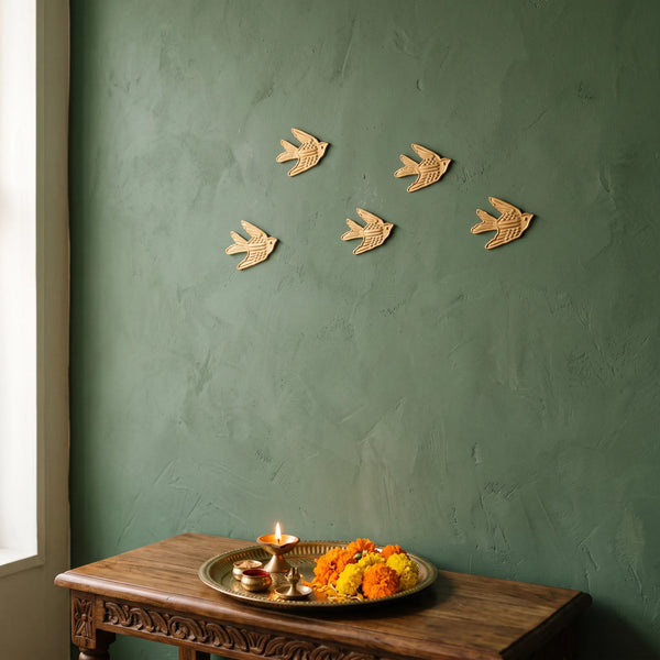 Hirondelle dorée Lynette – Objet décoratif artisanal