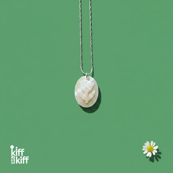 Collier Fleur en Nacre