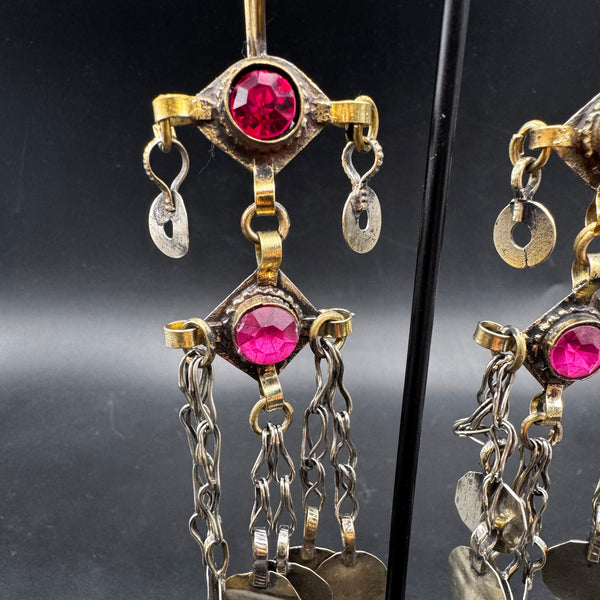 Boucles d'oreilles Kuchi afghanes portées
