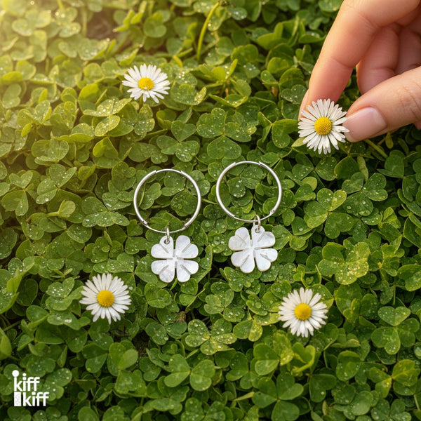 Boucles d'Oreilles Trèfle à 4 Feuilles en Nacre