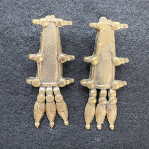 Boucles d'oreilles tribales de la vallée de l'Indus, fabrication afghane artisanale, vue de face