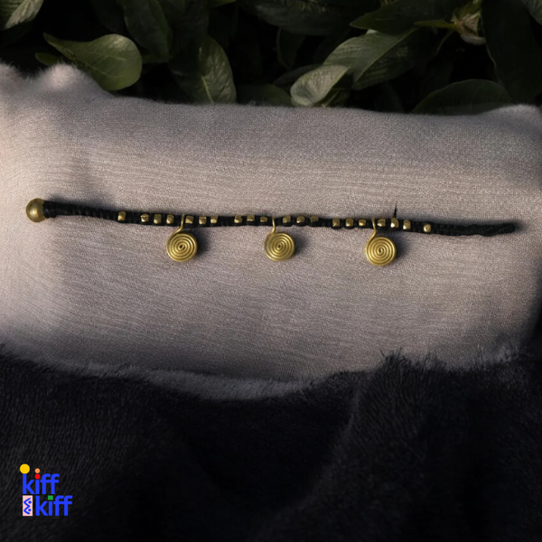 Bracelet indien Nira en laiton recyclé