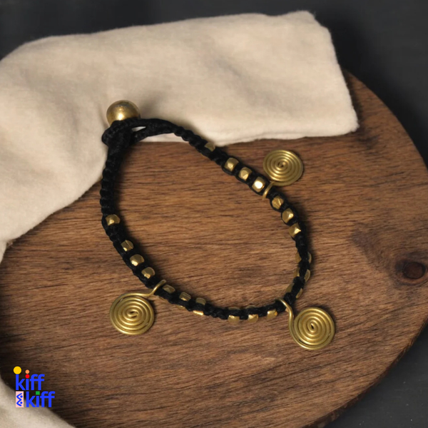 Bracelet indien Nira en laiton recyclé