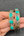 Bracelet turquoise Nuristan Afghanistan, gros plan sur la bande torsadée
