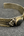 Détail des pierres noires et du travail du métal du bracelet Nuristan Kiff Kiff
