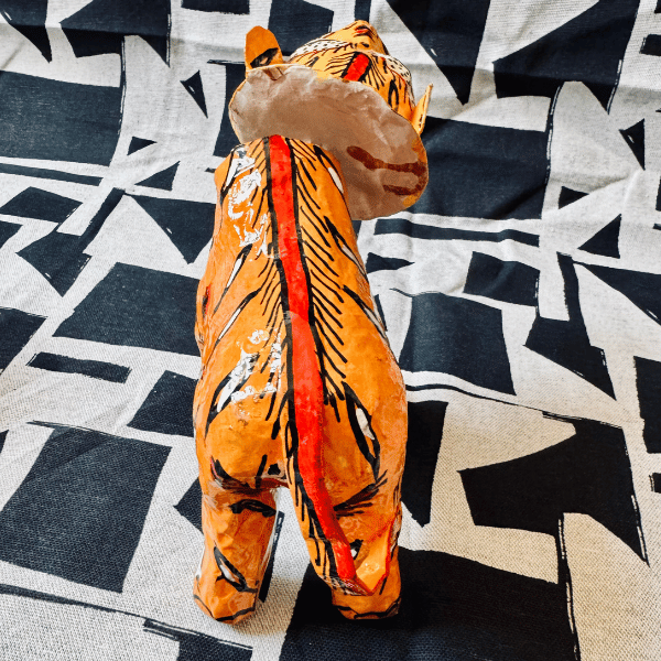 Statuette tigre articulée, artisanat traditionnel d'Odisha