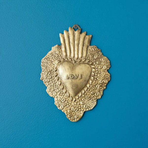KIFF KIFF Freddy gold metal heart ex-voto wall decor with embossed LOVE inscription and floral detailing