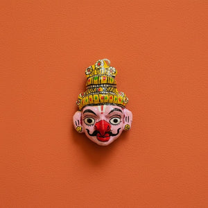 Mini masque indien Garuda KIFF KIFF en papier mâché peint à la main, visage rose et détails colorés, 10 cm