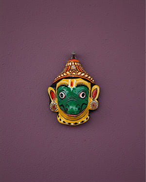 Masque mural KIFF KIFF Jambaban en papier mâché jaune et vert peint à la main, artisanat traditionnel d'Odisha, Inde.
