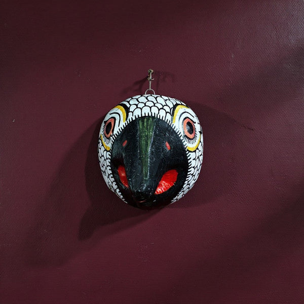 Masque indien Jatayu blanc bec noir – Masque mural artisanal Inde