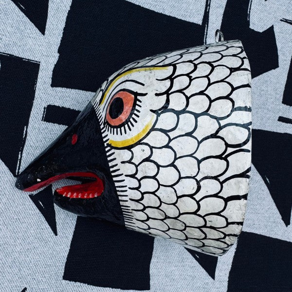 Masque indien Jatayu blanc bec noir – Masque mural artisanal Inde