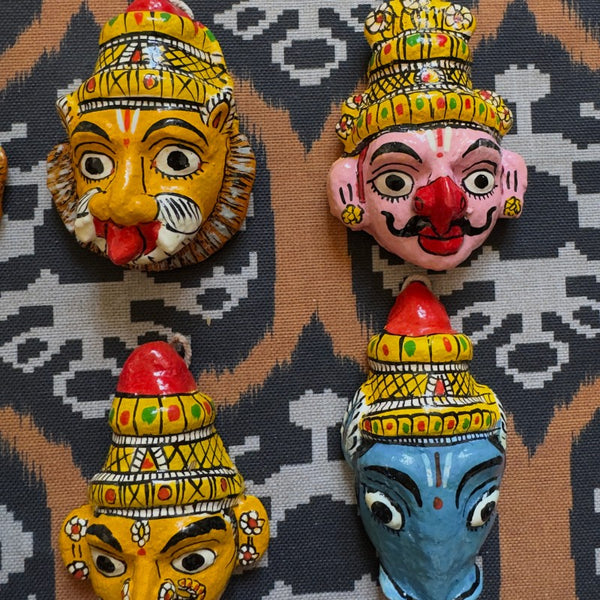 Mini masque indien Garuda en papier maché 10 cm