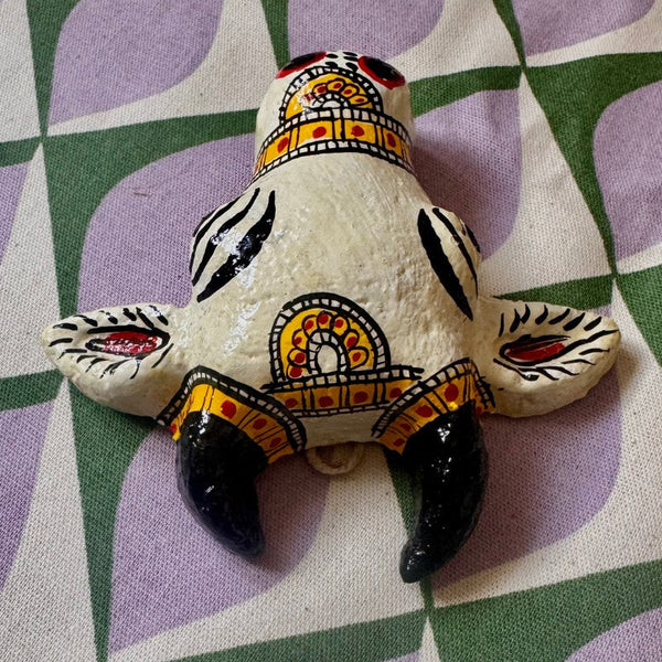 Mini masque de la vache sacrée blanche – 10 cm