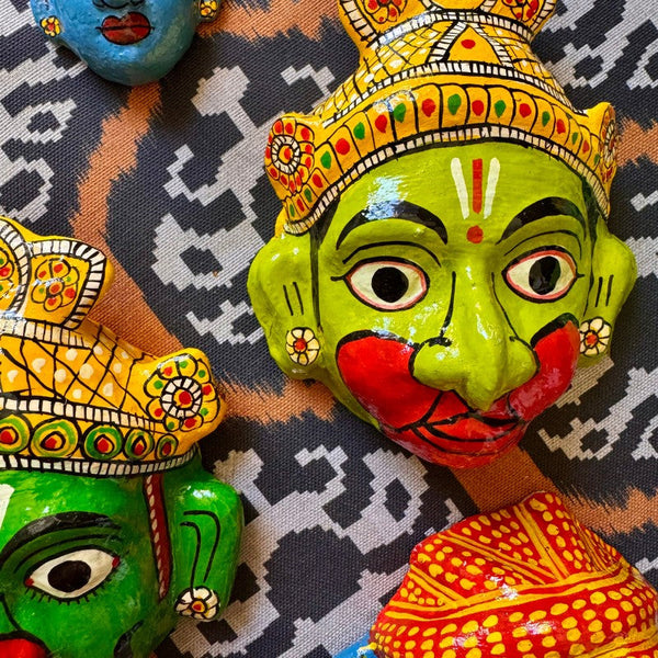 Masque de Hanuman le dieu-singe vert