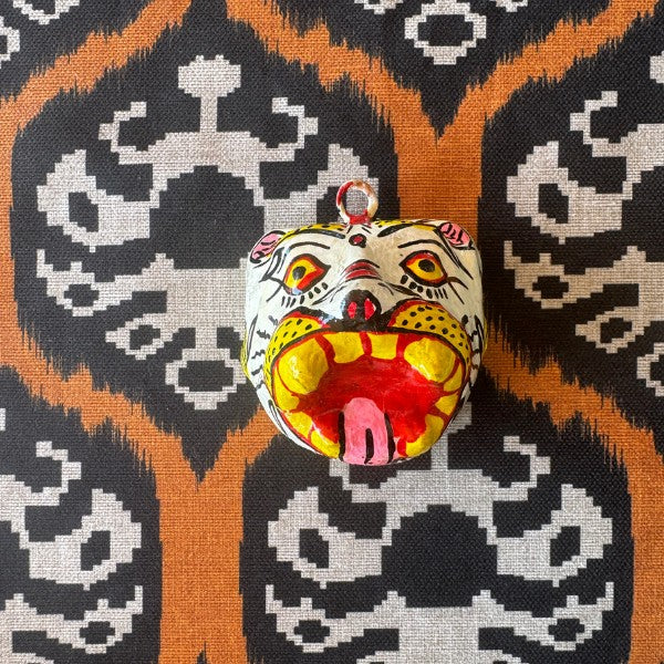 Masque Tigre blanc format petit en papier mâché artisanal, Odisha Inde