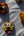 Masque Tigre orange format petit accroché au mur