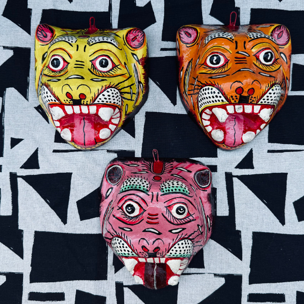 Masque indien Tigre orange – grand format – Masque mural artisanal Inde