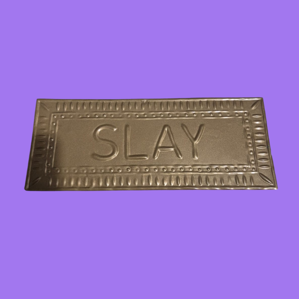 Plaque murale artisanale doré SLAY